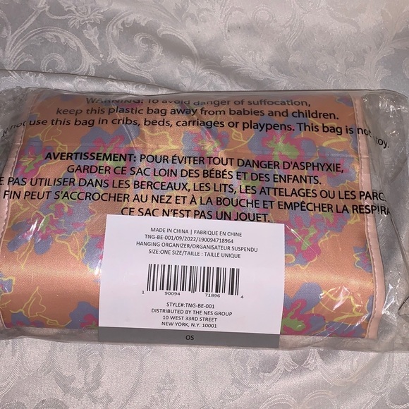 Nine West travel organizer and floral design - Picture 2 of 7